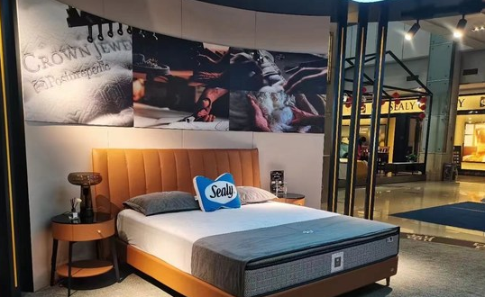 丝涟启动140周年巡展 以匠心成就冠军梦想！